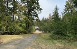 23555 SUTTLE RD, Veneta, OR 97487