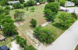 200 Bluebonnet LN, Liberty Hill, TX 78642