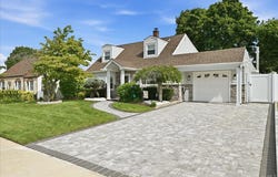 23 Needle Lane, Levittown, NY 11756