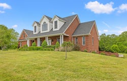 125 Covered Bridge Lane, Frankfort, KY 40601