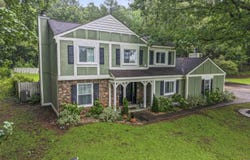 1102 W MAGNOLIA DRIVE, SYLACAUGA, AL 35150