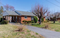 338 FAIRFAX AVE, ELKTON, VA 22827