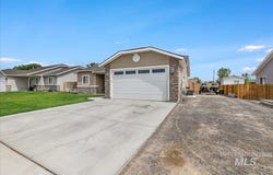 2210 Bills Way, Filer, ID 83328-5364