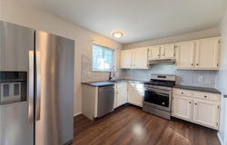 27 Glenna Drive, St Peters, MO 63376