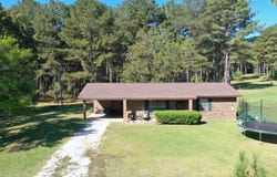 1167 Springhill, Laurel, MS 39443