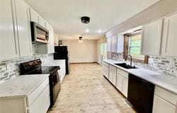 8030 Indiana Road, Houston, MO 65483