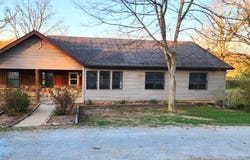 1441 County Road 806, Gainesville, MO 65655