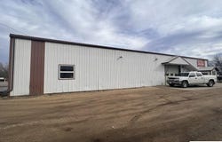 1027 E 7th Street, Blue Earth, MN 56013