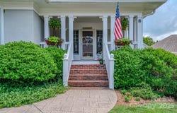 8 Creekside Way, Asheville, NC 28804