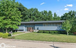 6 Deborah Drive, Bloomfield, IA 52537