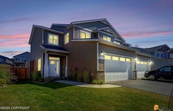 8759 Dry Creek Loop, Anchorage, AK 99502