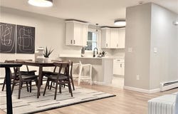 7 Simmons Road, Barrington, RI 02806
