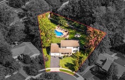 4 Cypress Court, Aberdeen, NJ 07747