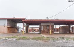 124 E 3RD STREET, Burkburnett, TX 76354