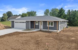 90 McDermott Ct, Random Lake, WI 53075
