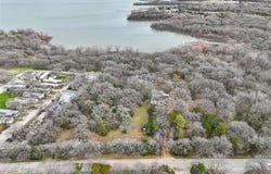 429 S Shady Shores Road, Shady Shores, TX 76208