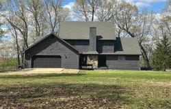 13534 MC 8001, Yellville, AR 72687