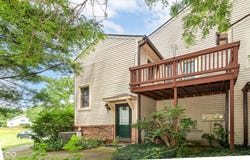 9552 Maple Way, Indianapolis, IN 46268