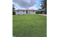 1495 N County Rd 900, Hamilton, IL 62341