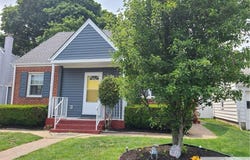 318 Hoover Avenue, Edison, NJ 08837