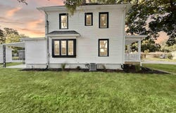 937 shields Street, Burlington, IA 52601