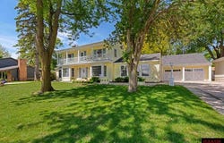901 Clear Lake Drive, Waseca, MN 56093