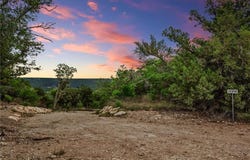 11319 Mountain Top CIR, Jonestown, TX 78645