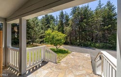 31170 Thomas Lane, Fort Bragg, CA 95437
