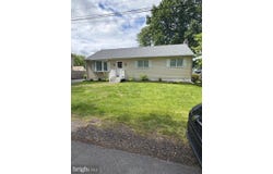 461 E MYRTLE AVENUE, FEASTERVILLE TREVOSE, PA 19053