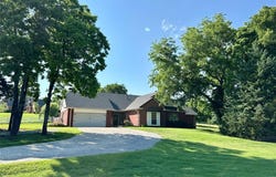 12 Northwood Drive, Shawnee, OK 74804