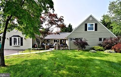 45 SHADYWOOD ROAD, LEVITTOWN, PA 19056