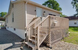 124 E 7th Street, Roxana, IL 62084