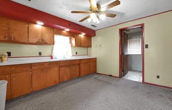 412 E Mill Street, Circleville, OH 43113