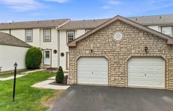 203 Pine Valley Dr, Imperial, PA 15126