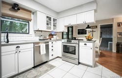 8 Nantua Court, Lake St Louis, MO 63367