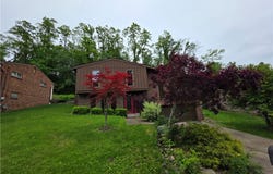 106 Larchwood Dr, Wilkins Twp, PA 15145