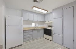 725 W Thornton, Hemet, CA 92543