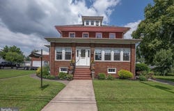 705 WALNUT STREET, ROYERSFORD, PA 19468