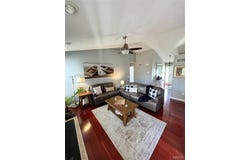 71 Hillsborough Avenue, Glen Carbon, IL 62034