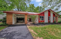 8704 BASKERVILLE PLACE, UPPER MARLBORO, MD 20772