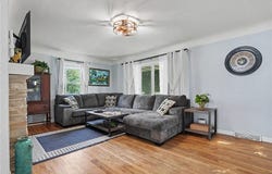 2718 E Ave NW, Cedar Rapids, IA 52405