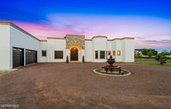 6750 Gato Road, El Paso, TX 79932