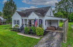 101 North Parkwood Drive, Flemingsburg, KY 41041