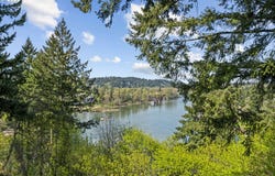 200 BURNHAM Rd, LakeOswego, OR 97034