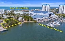 4851 Dolphin, FORT MYERS BEACH, FL 33931