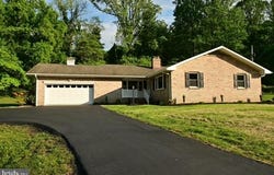 520 HOPKINS BRIDGE ROAD, NEWARK, DE 19711