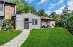 20 Lexington Court, Red Bank, NJ 07701