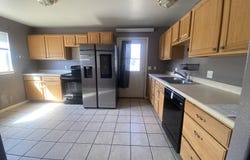 3317 Georgia Cir -, Gillette, WY 82718