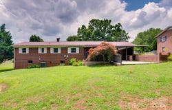 2310 Honeysuckle Place, Lenoir, NC 28645