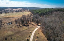 37595 Westgate Road, Plato, MO 65552